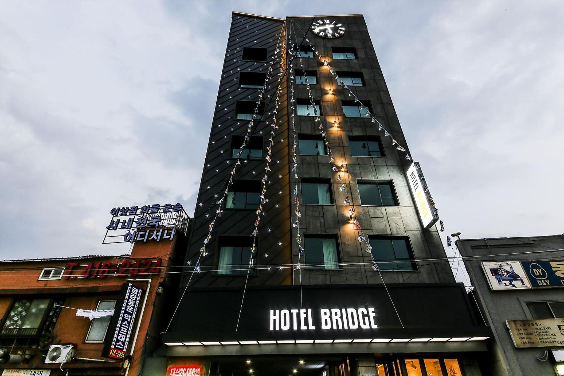 Hotel Bridge Ciudad Metropolitana de Ciudad Metropolitana de Busan Exterior foto
