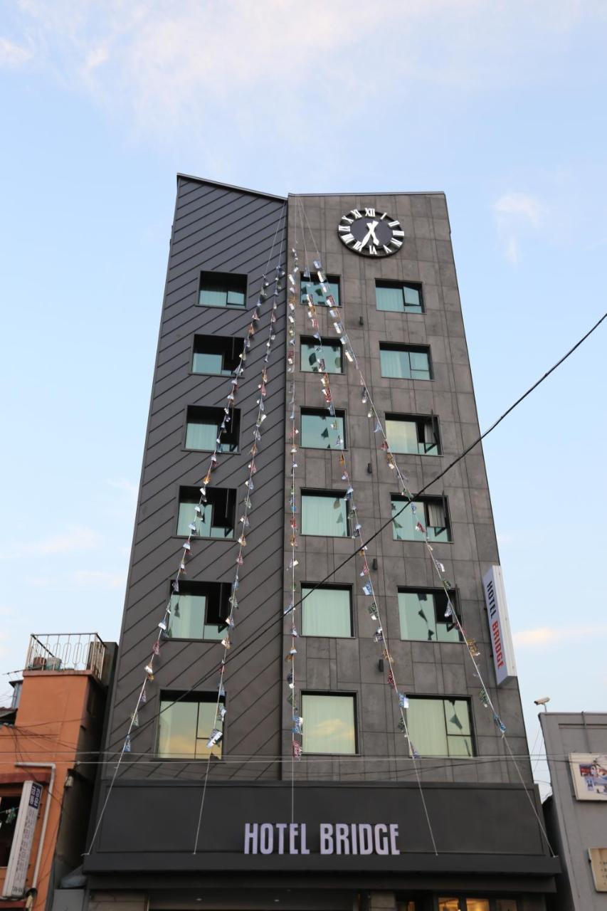 Hotel Bridge Ciudad Metropolitana de Ciudad Metropolitana de Busan Exterior foto